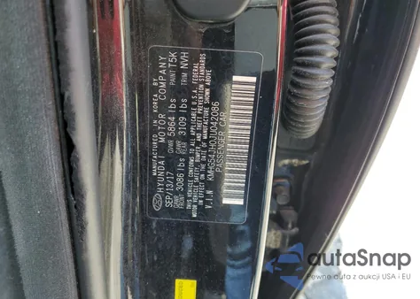 2018 Genesis G90 Ultimate z USA, uszkodzony, nr VIN KMHG54JH0JU042086